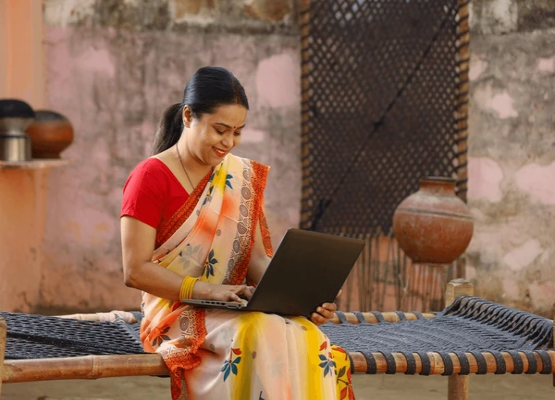 Digital Naari: Empowering Women Through Technology